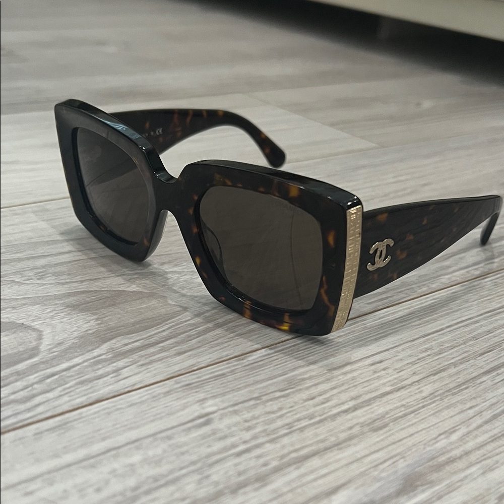 CHANEL Tortoise Shell Square Sunglasses